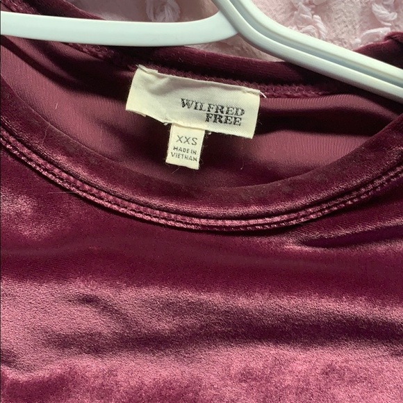 Velvet long sleeve cropped top - Picture 2 of 2